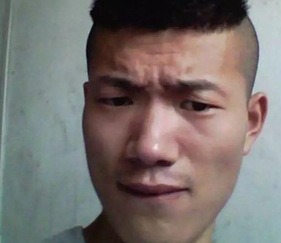 小空姐说迷你世界枪战（空姐打车被杀案嫌犯最近在玩枪战游戏 网上晒亲密合影）