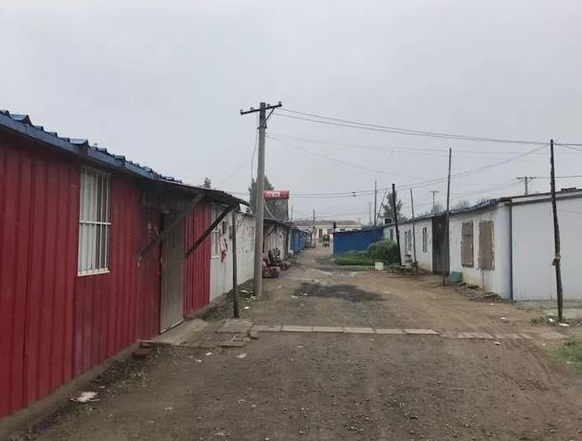 “空姐打车被杀案”嫌犯最近在玩枪战游戏 网上晒亲密合影