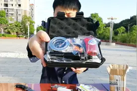 拆箱测评荒野求生工具包，里面的东西还是非常实用的视频封面