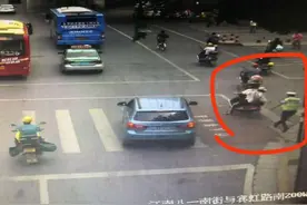 骑着电动车冲卡还推搡执勤交警 金华两人因此被拘留图片
