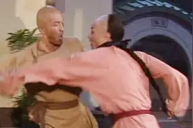 广东十虎，武功差，救人都不给力，周泰救了兄弟却被官兵包了饺子视频封面