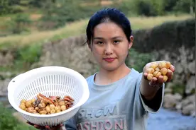 小土豆不要扔了，往锅里一煎，一口一个，当下酒菜最好了视频封面