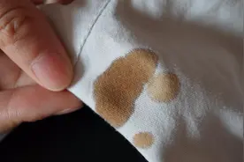 衣服上再旧的血渍，用它搓一搓就洗掉，一点痕迹都没有，太实用了