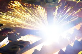 我国新一代战略装备到来：80000吨级大型液压机，领先美俄一代视频封面