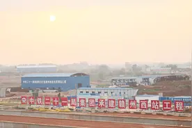 赣州预留地铁主体提前2天封顶 昌赣高铁赣州西站站房如期开工视频封面