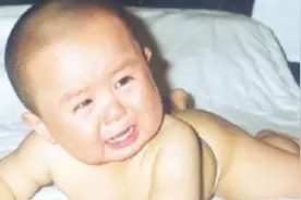 婴儿晚上哭闹不止，无非就是这几个原因，宝妈别不放在心上！视频封面