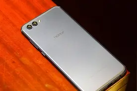 盘点五款适合游戏的手机，华为荣耀榜上有名，当之无愧！视频封面
