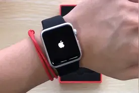 价值1499的苹果手表开箱，开箱一瞬间：还要啥劳力士！视频封面