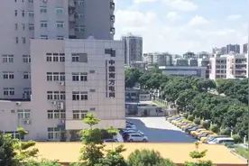 地铁不是在地下吗？地面上的地铁可以看到更好的看风景视频封面