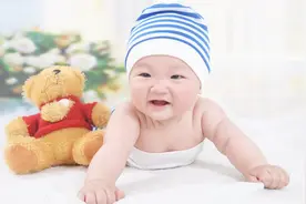 育婴师告诉你：早生孩子和晚生孩子的区别，到底哪个会更好？视频封面