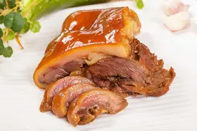 还在盲目吃猪头肉，这种功效你都get到了吗？吃货告诉你视频封面