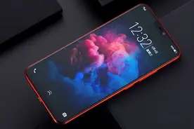 vivo手机在设置中打开这个功能后，手机屏幕就可以任意变换大小