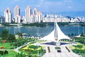 福建将形成两个高铁枢纽城市：当地经济将大发展，有你家乡吗？视频封面