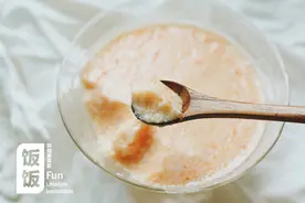 这可能是史上最快手的甜点——木瓜撞奶图片