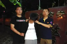 飞贼盗窃民工手机100余部 邢台特警冒雨鏖战终擒获图片