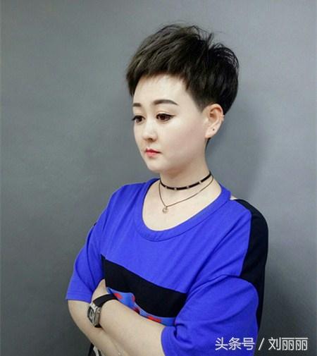 10款减龄瘦脸的潮短发,很好看(30岁女人发型短发圆脸图片) - 冷求网