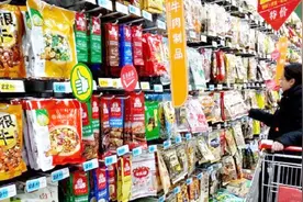 6岁小孩竟然的胃癌，原因是老爱吃零食视频封面