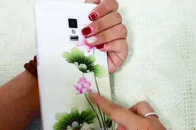 vivo手机老是发热，学会这几个技巧，手机再也不会发热！视频封面