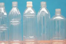 家里用剩下的塑料瓶制作喷壶的方法，学会养护的几个实用技巧