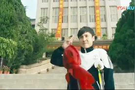 校长：你要感谢学校，感谢老师，感谢你们楼层班不高视频封面