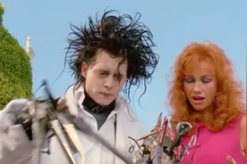 剪刀手名副其实，手很灵活，技术很高超