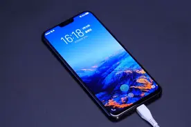 华为P20：给你不一样的解锁体验！视频封面
