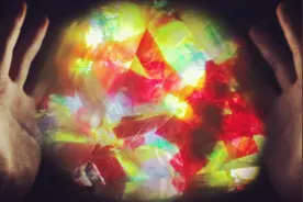 六一儿童节亲子手工，如何制作万花筒？值得一做的益智小玩具！视频封面