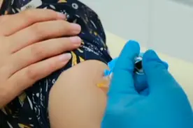 内地首针九价宫颈癌疫苗完成接种 专家：理性看待HPV疫苗接种视频封面