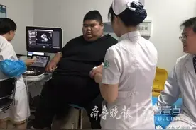 668斤！18岁的山东第一胖，10岁时体重就已达到200斤！图片