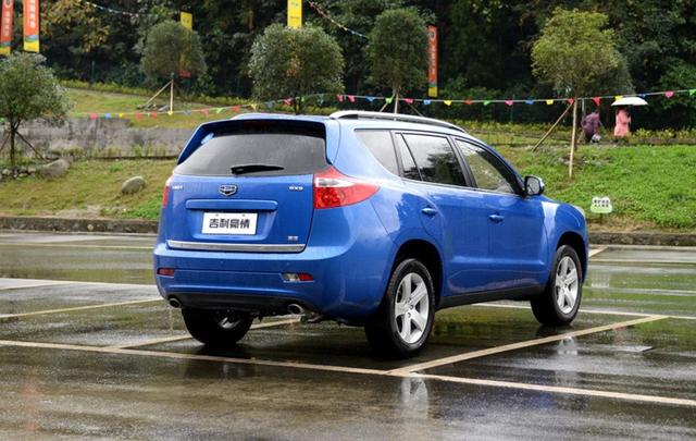 吉利首款大七座SUV，车长超传祺GS8，仅售12万起