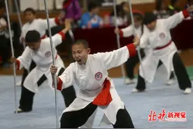 北京卫视推武术节目《精武门》吴樾释小龙赵奕欢担任队长图片