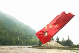 “犹记当时烽火里”——毛泽东诗词：井冈山“黄洋界上炮声隆”图片
