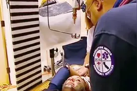 历史上最慢的酷刑，水滴头穿，犯人被折磨两年才能死视频封面