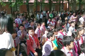 农村的六一儿童节也办的这么热闹视频封面