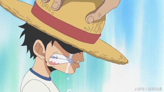 海贼王天龙人国宝"天王"竟是路飞大草帽?尾田暗示巨人洛基王子
