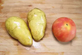 1个西红柿，2个土豆，教你做开胃又下饭的家常菜，好吃到流口水视频封面