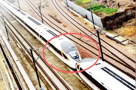 玉林到湛江正在修建一条高速，全长约145公里，沿线即将腾飞