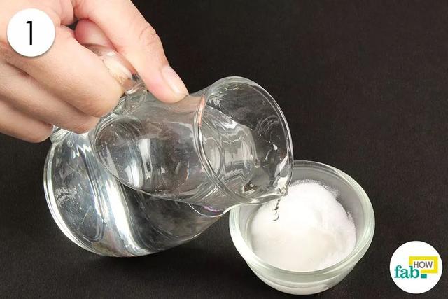 总被蚊子咬？！涂点这个马上止痒，还不花一分钱