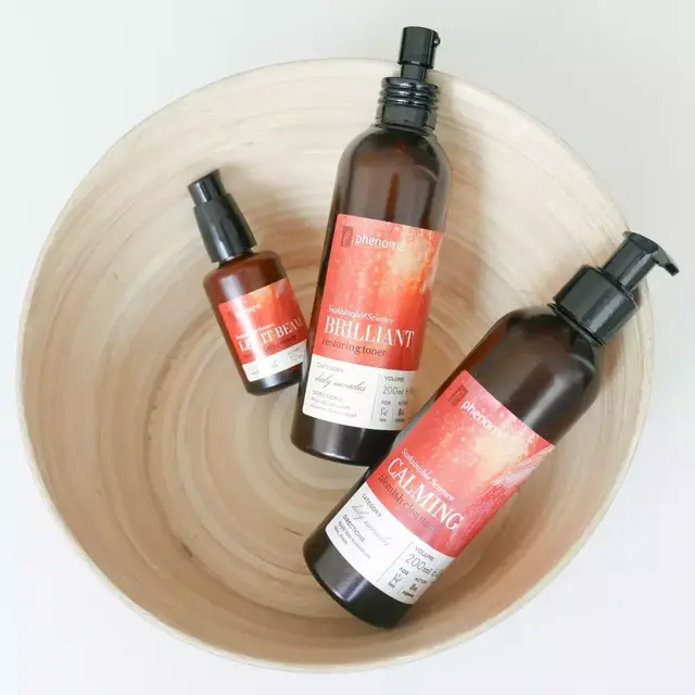 吃苹果下巴上起鸡皮疙瘩