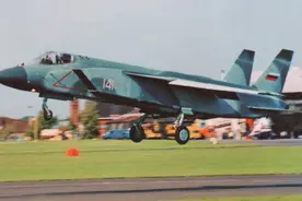 俄罗斯称在最落魄时期，美国拿走先进技术造出F35B：现在懊悔不迭图片