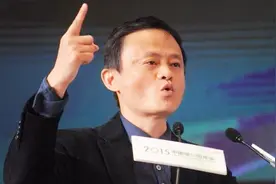 支付宝放大招了，芝麻分777没有借呗？网友：马云是为你好！视频封面
