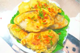 一个鸡蛋，一台电饼铛，六片鲅鱼肉，鲜香不腻的一道菜就可以上桌