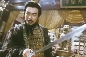 美女以身祭剑，终于帮助干将铸成神剑莫邪，皇帝看到剑也吓一跳！视频封面