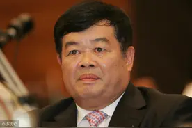 曹德旺：我宁愿捐掉80亿做慈善，也不随便给员工加工资，回应亮了图片