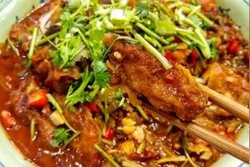 川味泡菜鱼家常做法，酸酸辣辣超下饭，比酸菜鱼还好吃！