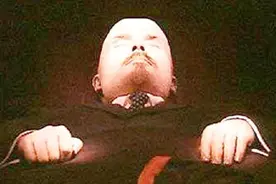 俄罗斯要求把列宁遗体移出红场，普京霸气回应：我还是总统，谁敢视频封面