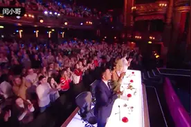 华人小伙子参加英国达人秀蒙眼扔飞镖百发百中 惊艳全场起立鼓掌视频封面