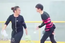 中戏老师刘天池如何评价tfboys易烊千玺？一段超燃对戏说明问题视频封面