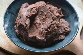 红豆沙 找到炒制过程中的几个关键时刻 做出完美万能豆沙馅视频封面