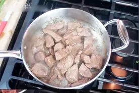 一斤的生牛肉能卤出多少斤熟牛肉？今天算是长见识了视频封面